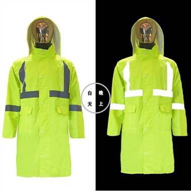 ट्रैफिक पुलिस रिफ्लेक्टिव रेनकोट आपकी और मेरी रक्षा करता है